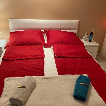 Esztergom Apartman Luaran gambar