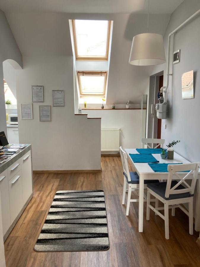 Esztergom Apartman Luaran gambar