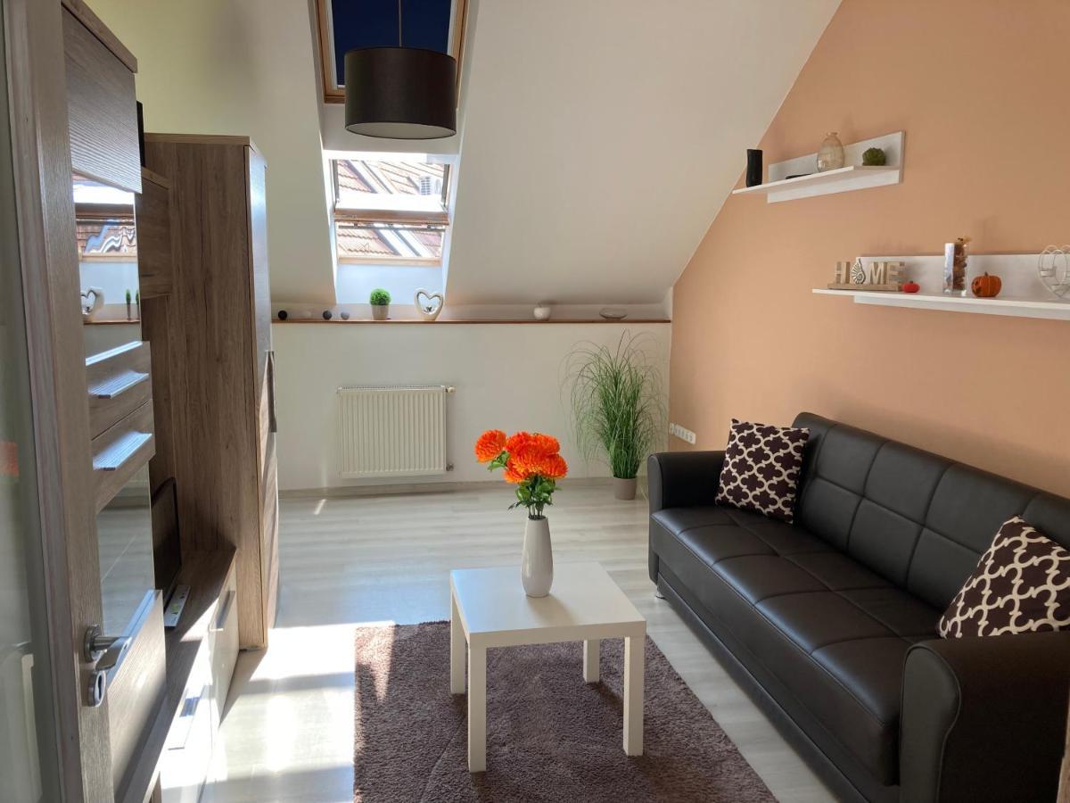Esztergom Apartman Luaran gambar